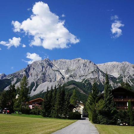 Gastehaus Soldanella Hotel Ramsau am Dachstein Exterior photo