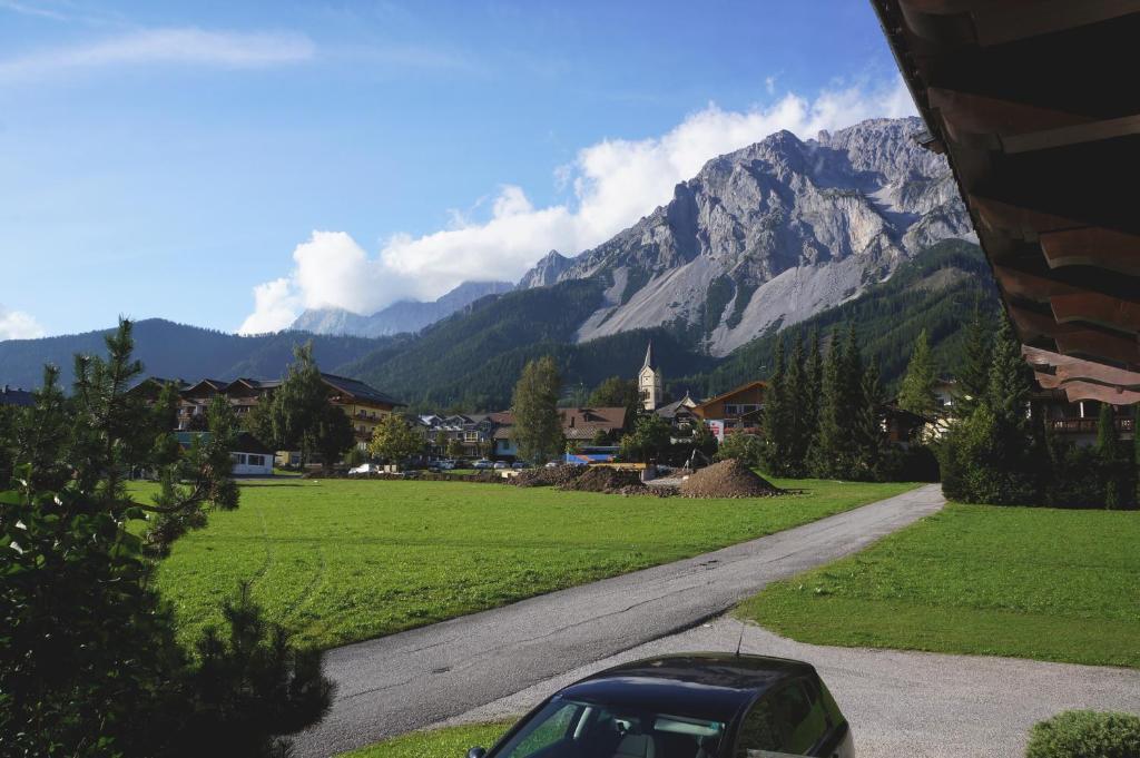 Gastehaus Soldanella Hotel Ramsau am Dachstein Room photo